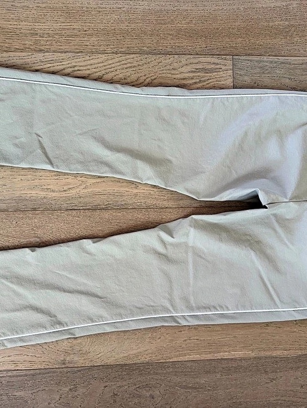 Golftini Women Khaki Pull-On Stretch Ankle Golf Pants White Piping Stripe - Picture 4 of 8